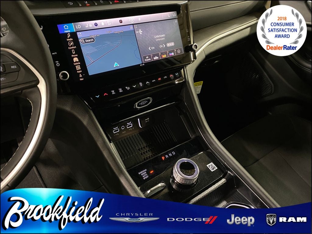 2026 Jeep Grand Cherokee GRAND CHEROKEE LAREDO ALTITUDE 4X4
