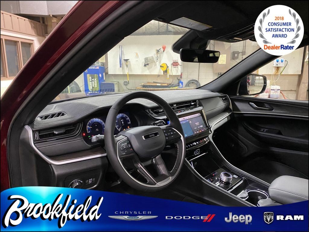2026 Jeep Grand Cherokee GRAND CHEROKEE LAREDO ALTITUDE 4X4