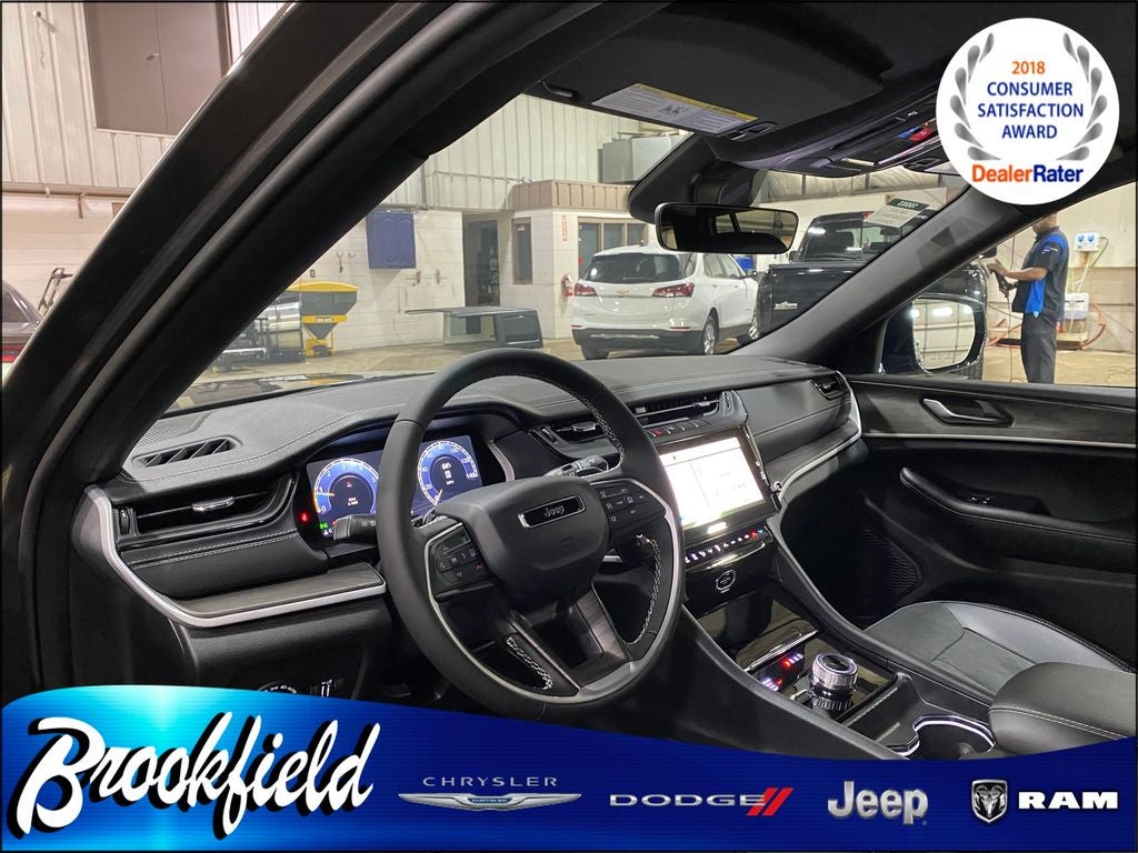 2026 Jeep Grand Cherokee GRAND CHEROKEE LAREDO ALTITUDE 4X4