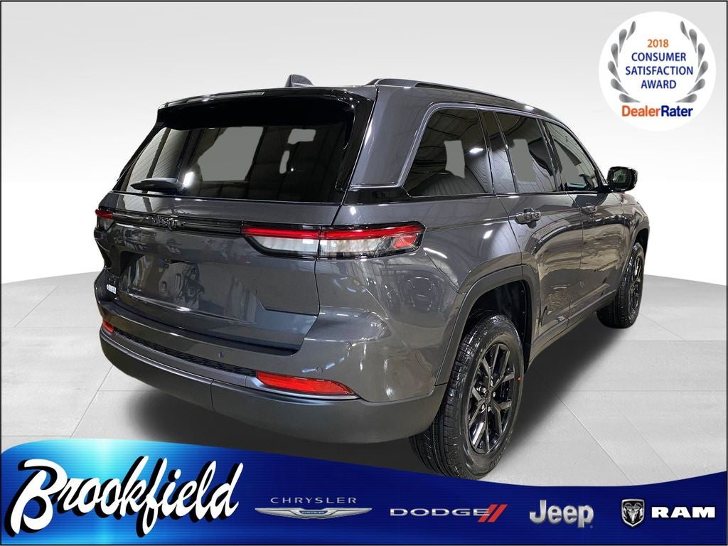 2026 Jeep Grand Cherokee GRAND CHEROKEE LAREDO ALTITUDE 4X4