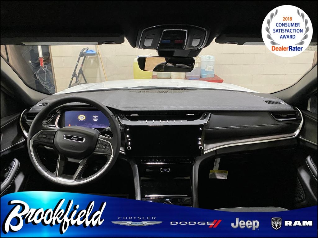 2026 Jeep Grand Cherokee GRAND CHEROKEE LAREDO ALTITUDE 4X4