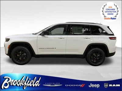 2026 Jeep Grand Cherokee GRAND CHEROKEE LAREDO ALTITUDE 4X4