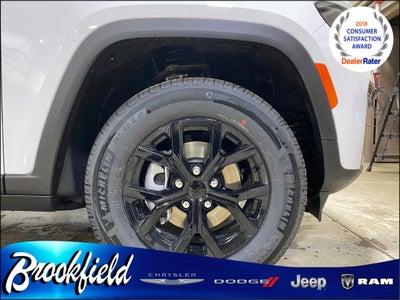 2026 Jeep Grand Cherokee GRAND CHEROKEE LAREDO ALTITUDE 4X4