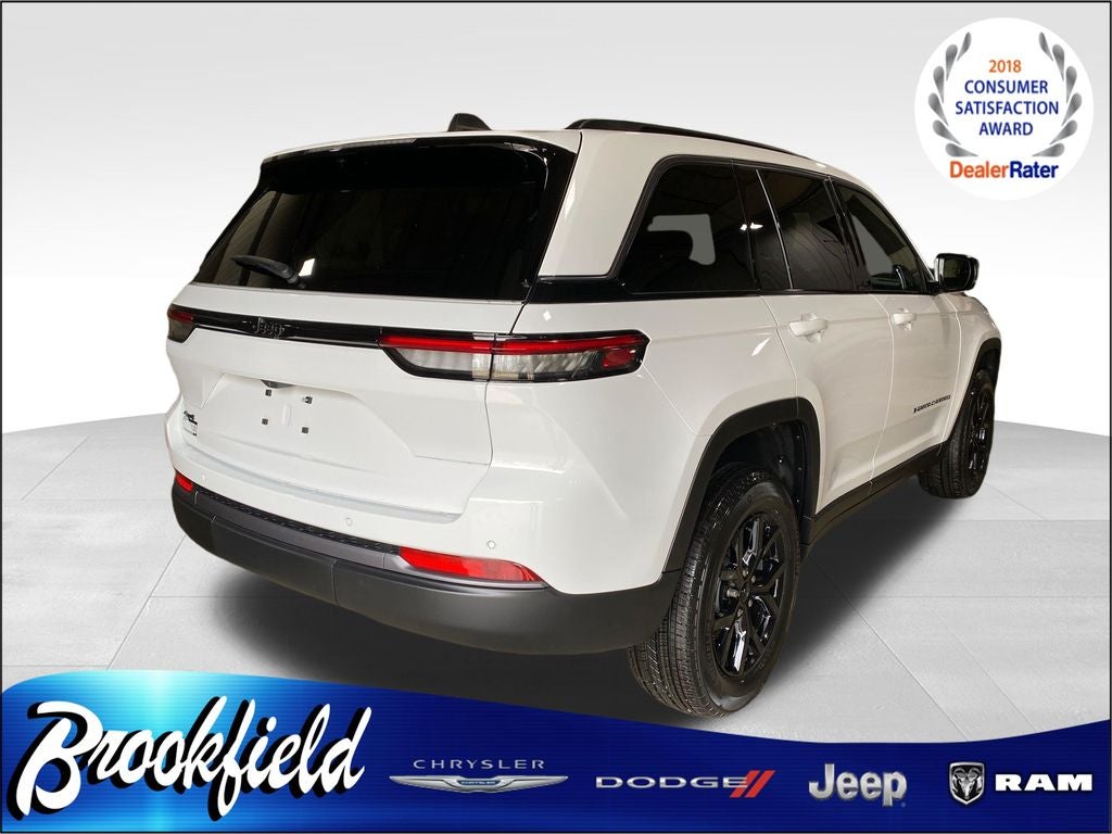 2026 Jeep Grand Cherokee GRAND CHEROKEE LAREDO ALTITUDE 4X4
