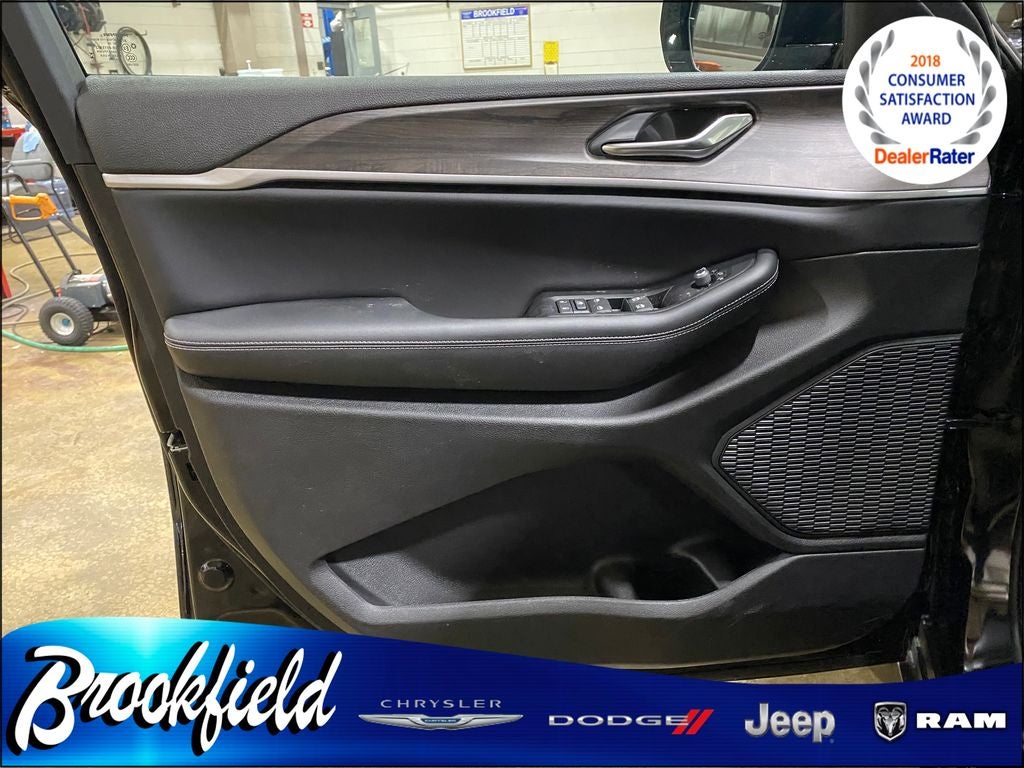 2026 Jeep Grand Cherokee GRAND CHEROKEE LAREDO ALTITUDE 4X4