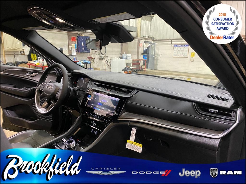 2026 Jeep Grand Cherokee GRAND CHEROKEE LAREDO ALTITUDE 4X4