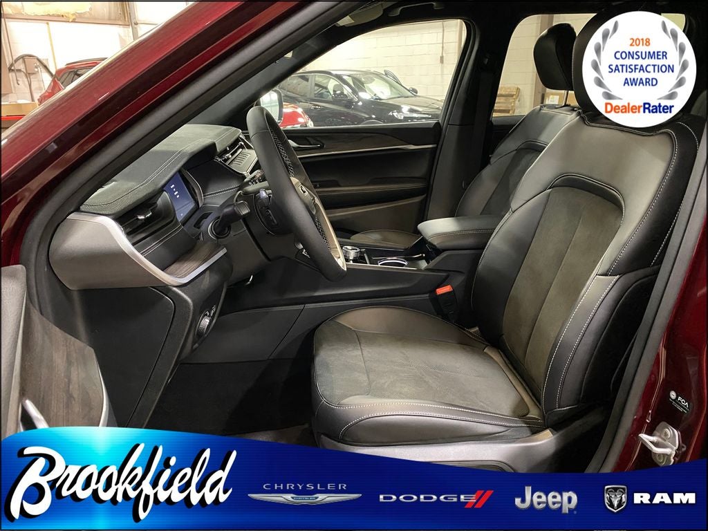 2026 Jeep Grand Cherokee GRAND CHEROKEE LAREDO ALTITUDE 4X4