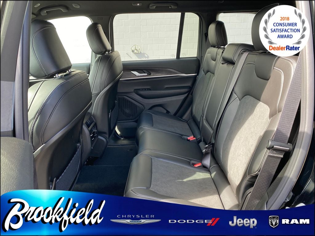 2026 Jeep Grand Cherokee GRAND CHEROKEE LAREDO ALTITUDE 4X4