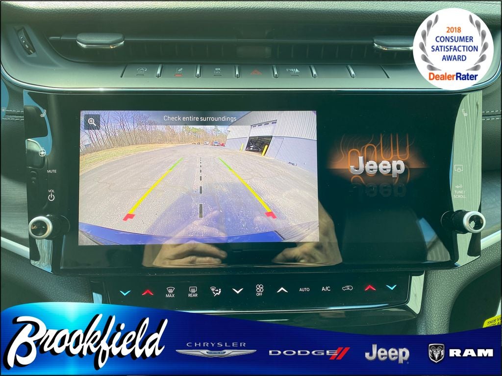 2026 Jeep Grand Cherokee GRAND CHEROKEE LAREDO ALTITUDE 4X4