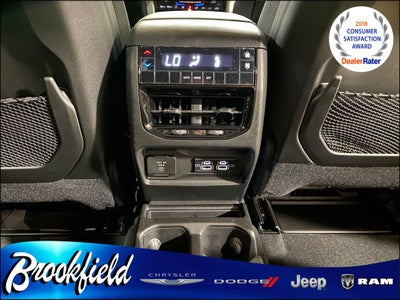 2025 Jeep Grand Cherokee GRAND CHEROKEE L ALTITUDE 4X4