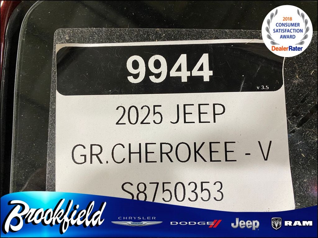2025 Jeep Grand Cherokee GRAND CHEROKEE L ALTITUDE 4X4