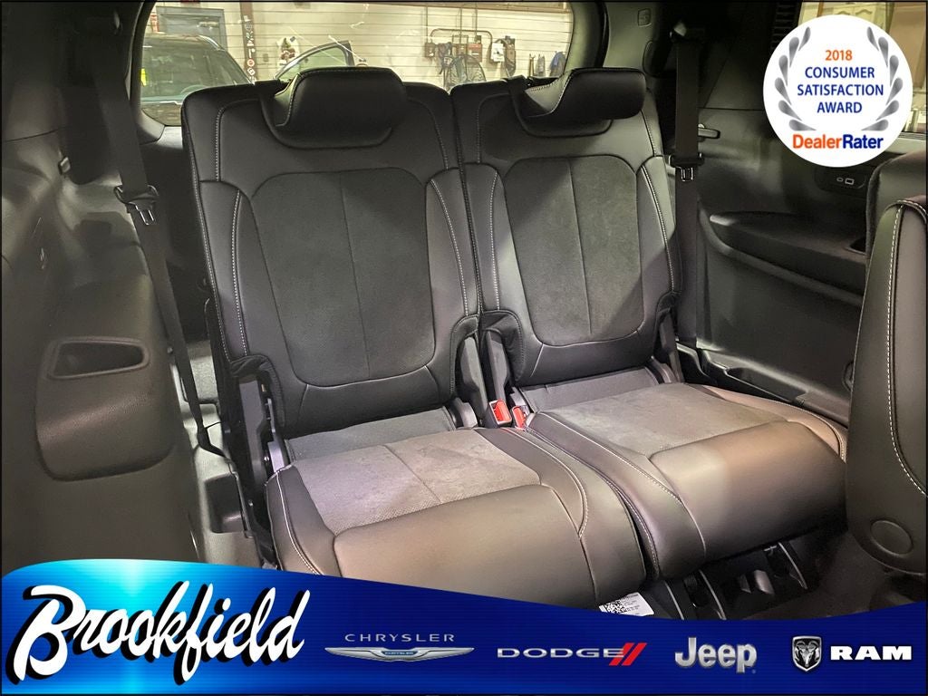 2025 Jeep Grand Cherokee GRAND CHEROKEE L ALTITUDE 4X4