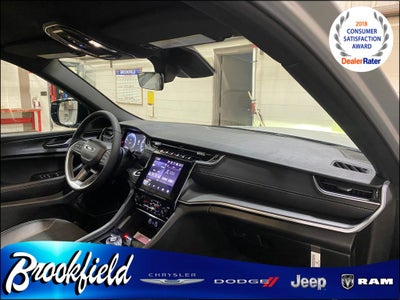 2025 Jeep Grand Cherokee GRAND CHEROKEE L ALTITUDE 4X4