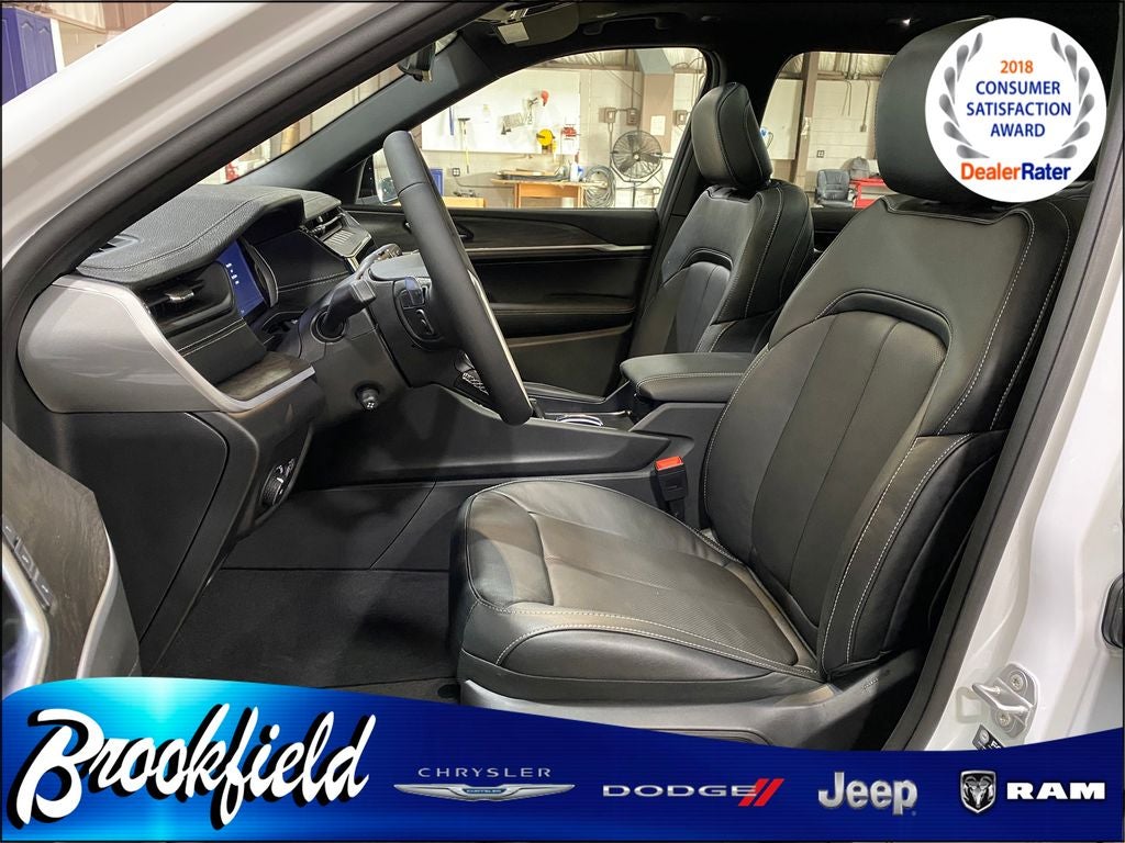 2026 Jeep Grand Cherokee GRAND CHEROKEE L LIMITED RESERVE 4X4