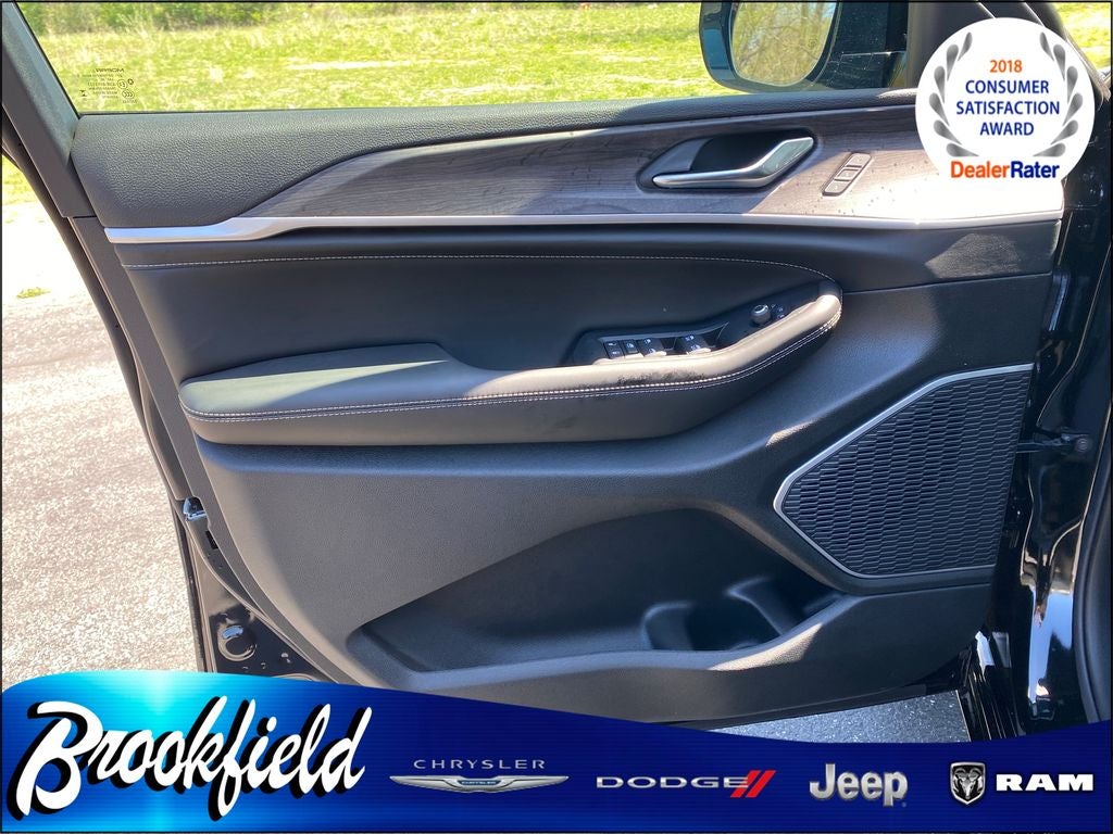 2026 Jeep Grand Cherokee GRAND CHEROKEE L LIMITED RESERVE 4X4