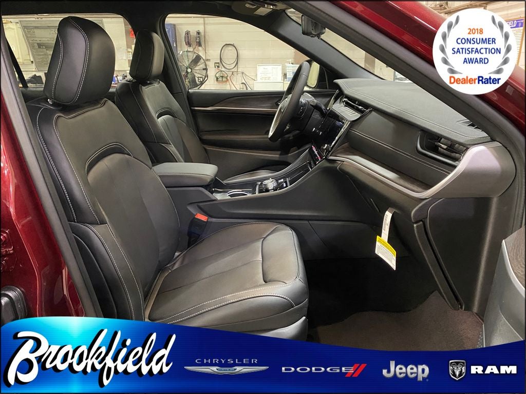 2026 Jeep Grand Cherokee GRAND CHEROKEE L LIMITED RESERVE 4X4