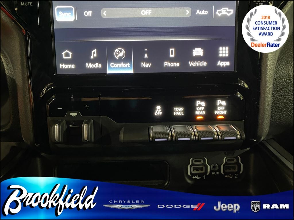 2024 RAM 1500 Big Horn Crew Cab 4x4 6'4' Box