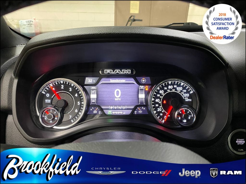 2024 RAM 1500 Big Horn Crew Cab 4x4 6'4' Box