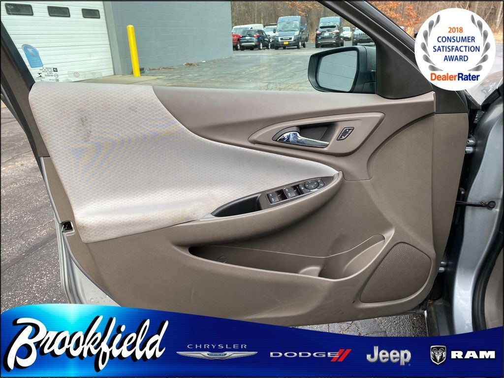 2023 Chevrolet Malibu FWD 1FL