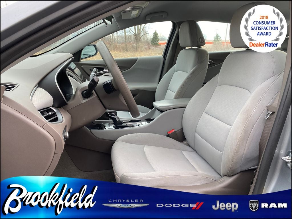 2023 Chevrolet Malibu FWD 1FL