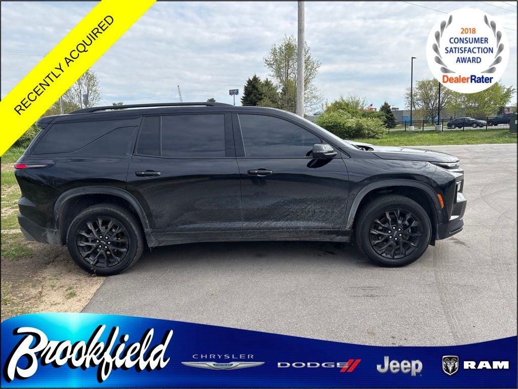 2024 Chevrolet Traverse FWD LT
