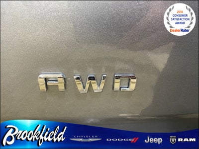 2023 Chevrolet Traverse AWD LT Leather