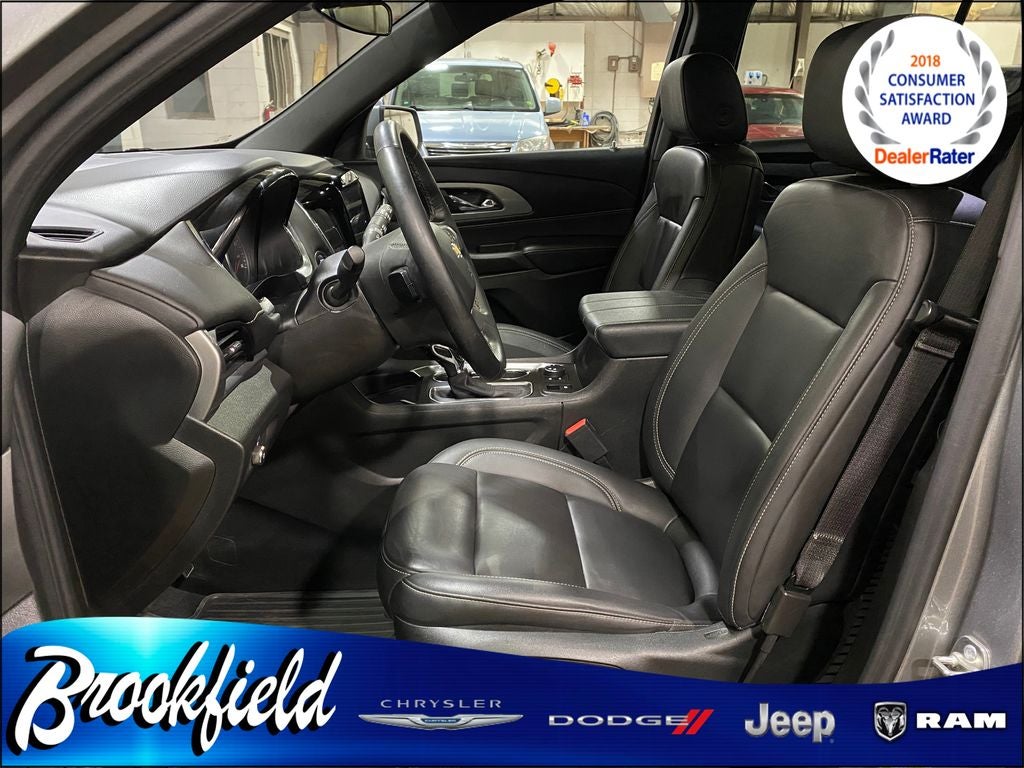 2023 Chevrolet Traverse AWD LT Leather