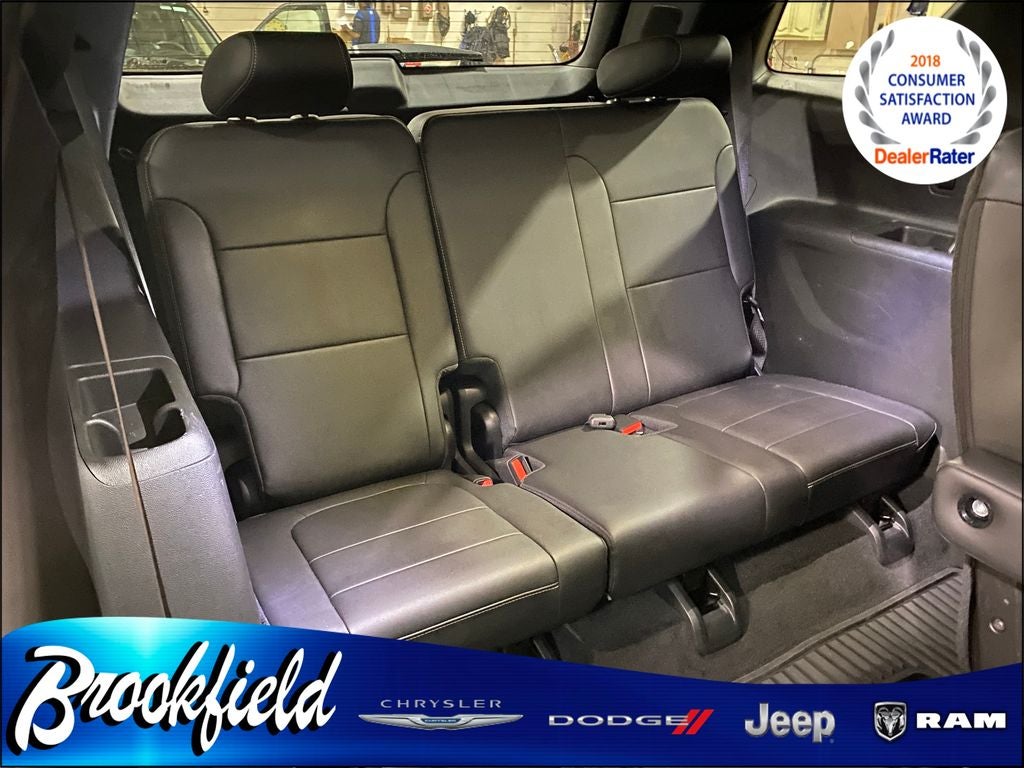 2023 Chevrolet Traverse AWD LT Leather