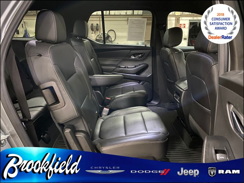 2023 Chevrolet Traverse AWD LT Leather