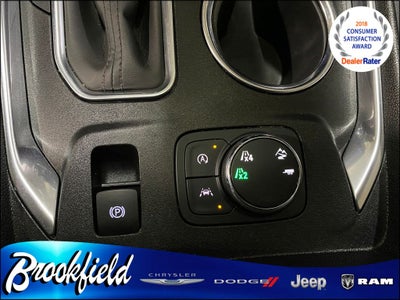 2023 Chevrolet Traverse AWD LT Leather