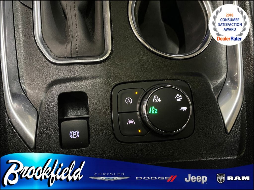 2023 Chevrolet Traverse AWD LT Leather