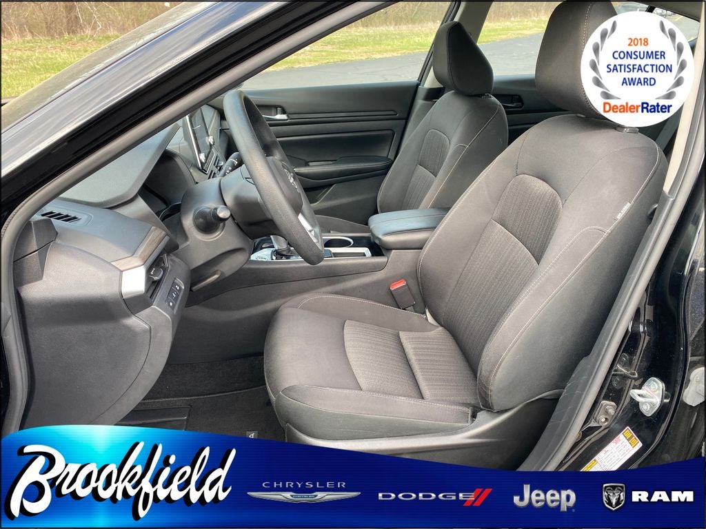 2024 Nissan Altima SV FWD