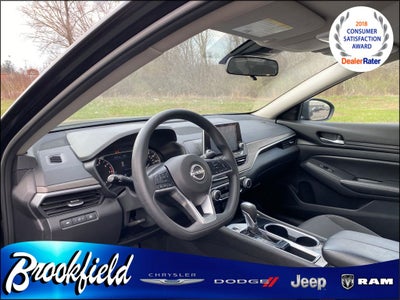 2024 Nissan Altima SV FWD