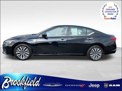 2024 Nissan Altima SV FWD