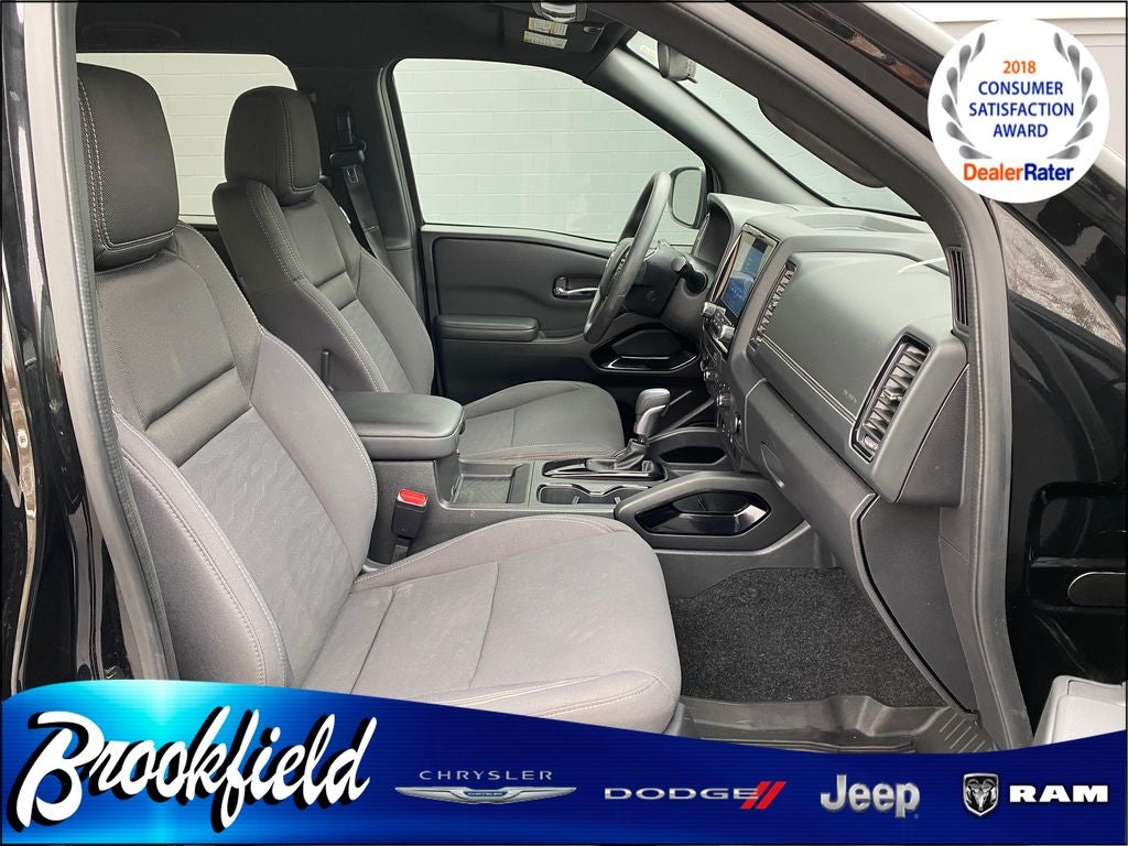 2023 Nissan Frontier Crew Cab SV 4x4