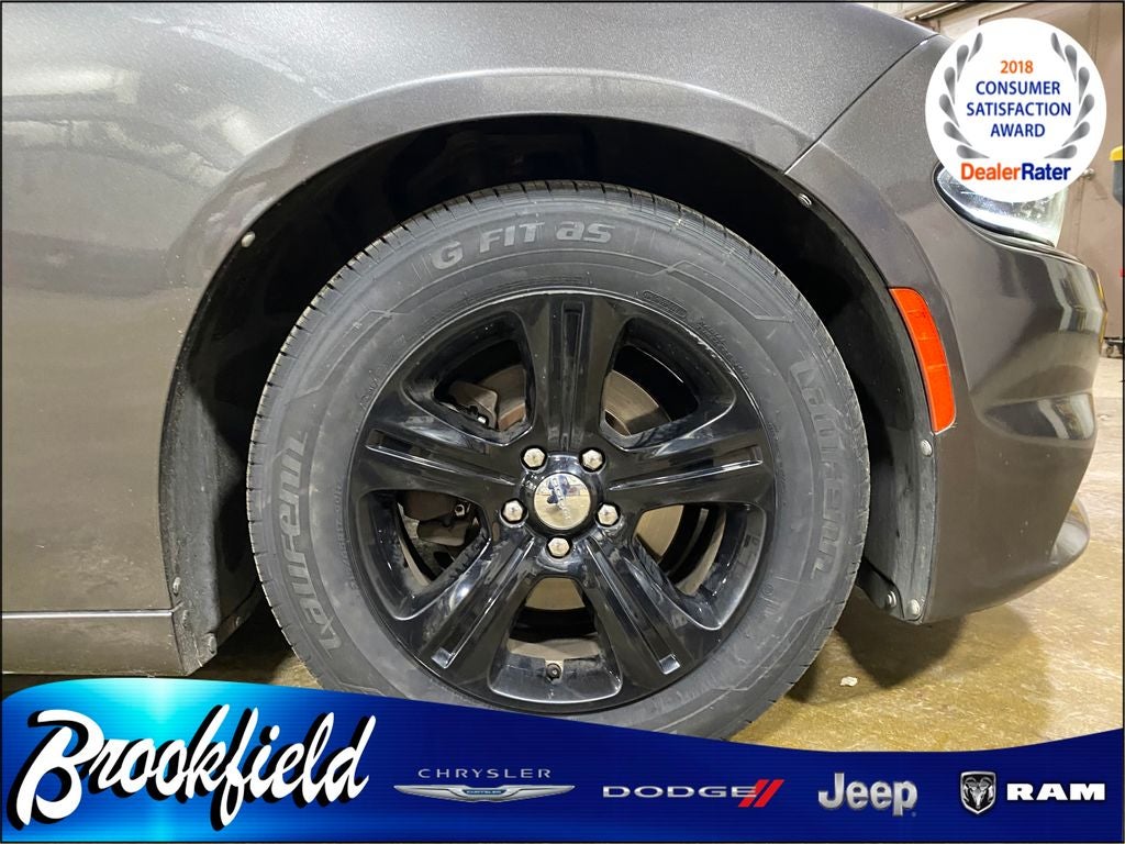 2020 Dodge Charger SXT RWD