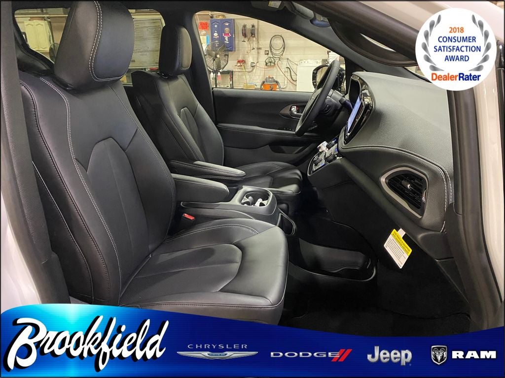 2026 Chrysler Pacifica PACIFICA SELECT