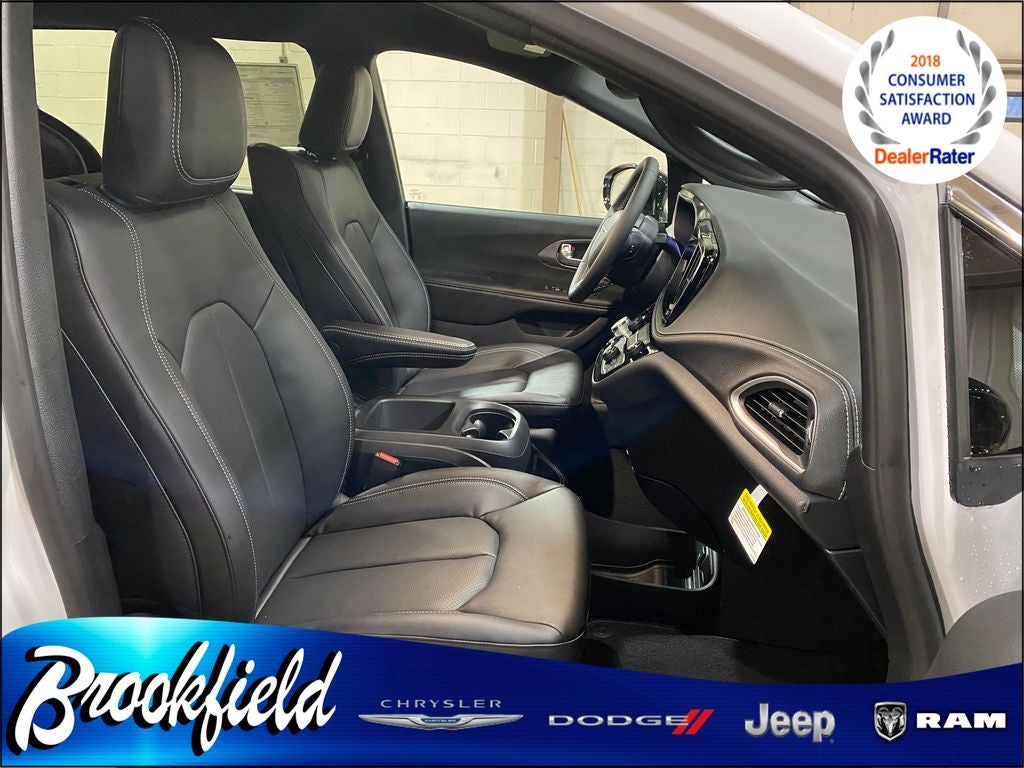 2026 Chrysler Pacifica PACIFICA SELECT