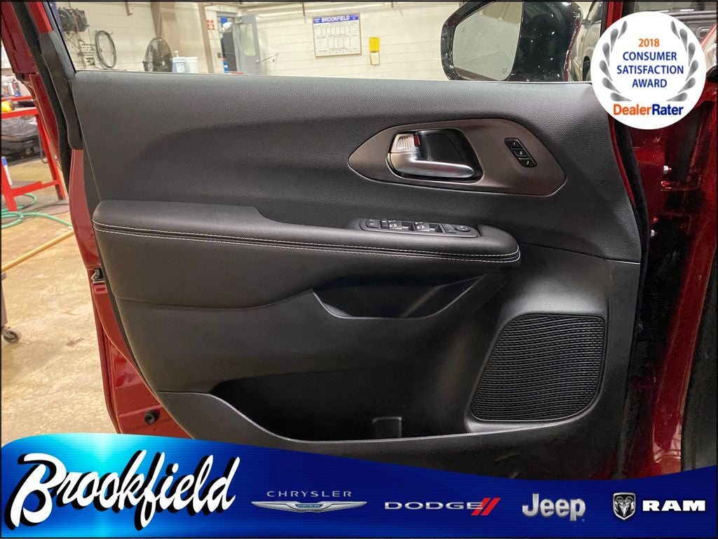 2026 Chrysler Pacifica PACIFICA SELECT