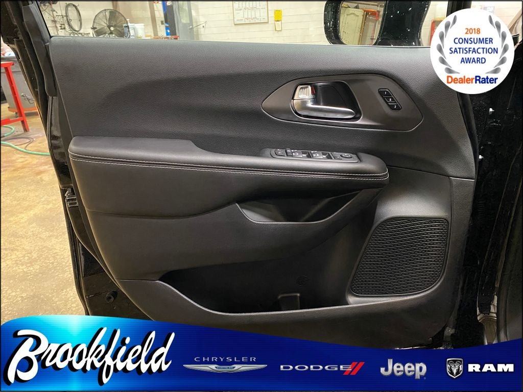 2026 Chrysler Pacifica PACIFICA SELECT