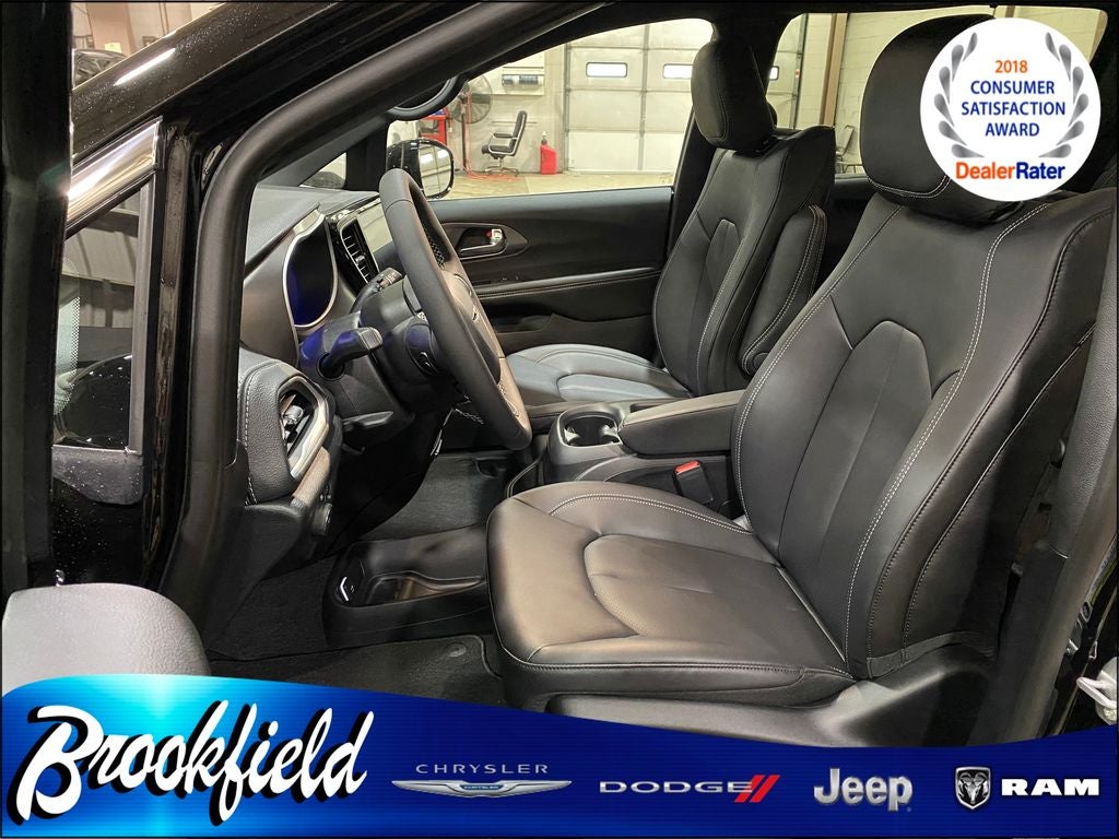 2026 Chrysler Pacifica PACIFICA SELECT