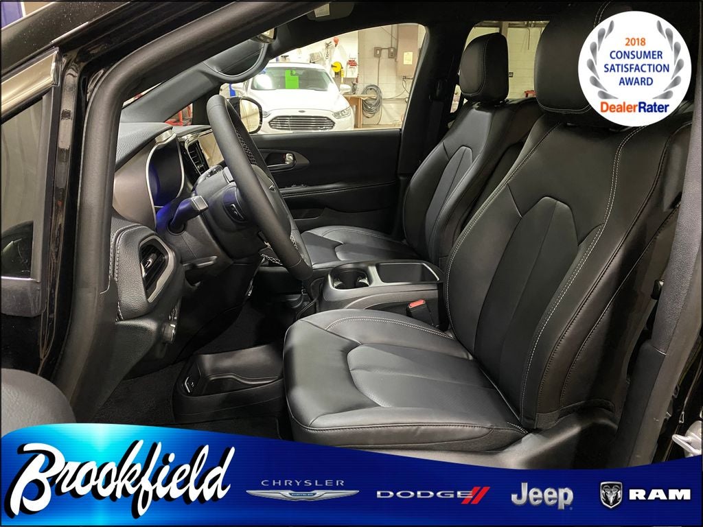 2026 Chrysler Pacifica PACIFICA SELECT