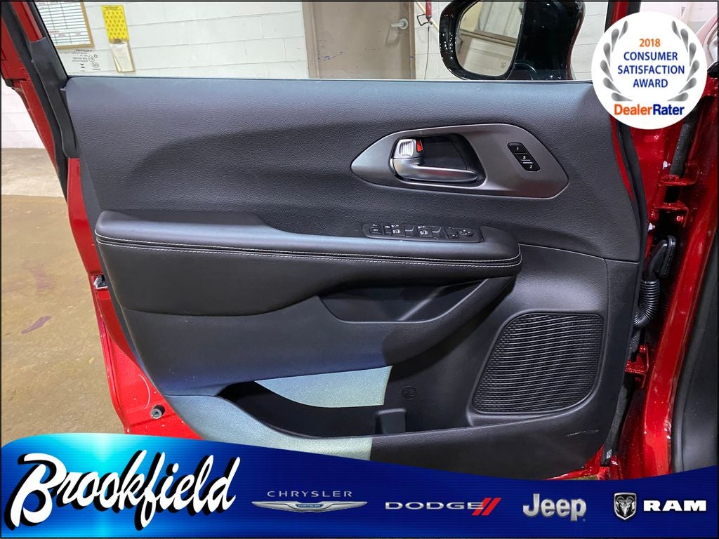 2026 Chrysler Pacifica PACIFICA SELECT