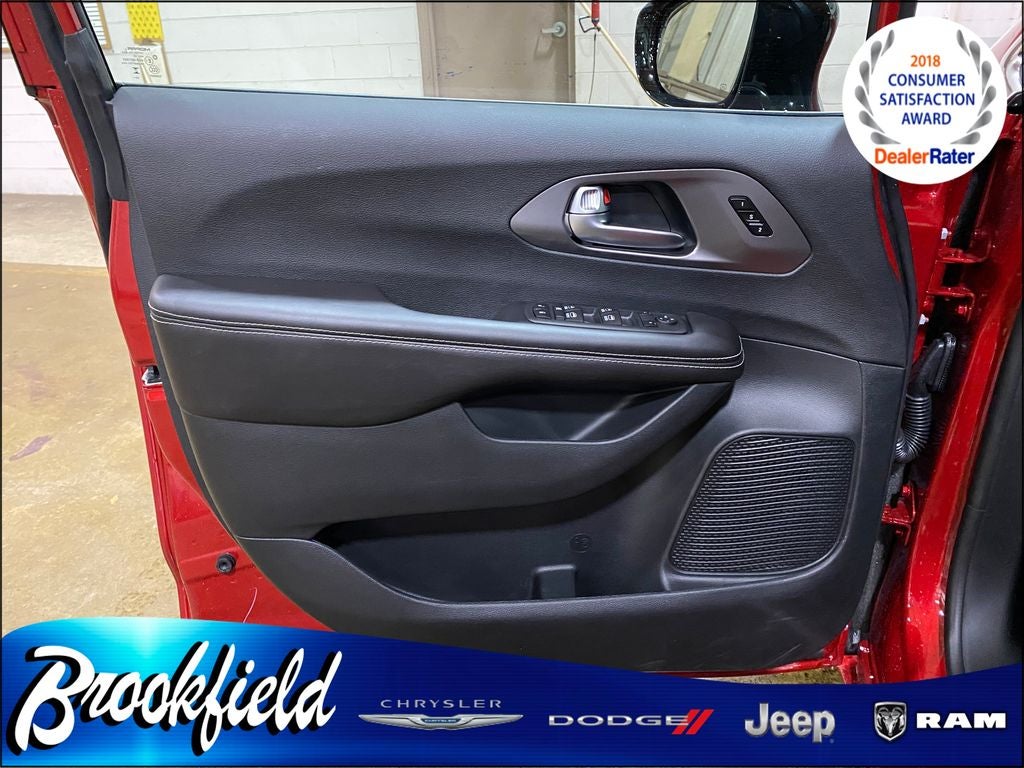 2026 Chrysler Pacifica PACIFICA SELECT