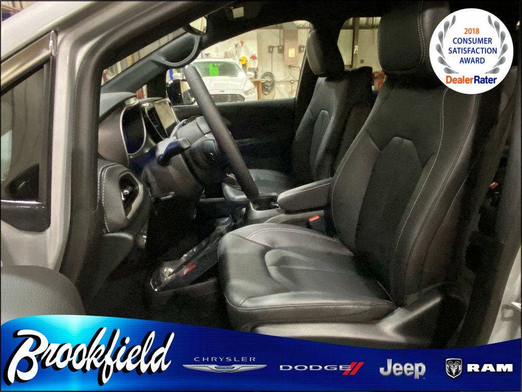 2026 Chrysler Pacifica PACIFICA SELECT