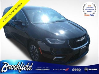 2024 Chrysler Pacifica Hybrid Select