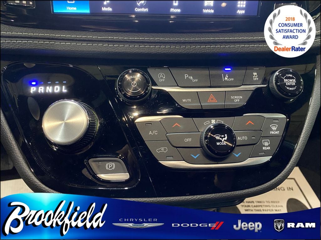 2026 Chrysler Pacifica PACIFICA SELECT AWD