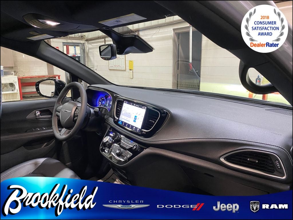 2026 Chrysler Pacifica PACIFICA SELECT AWD