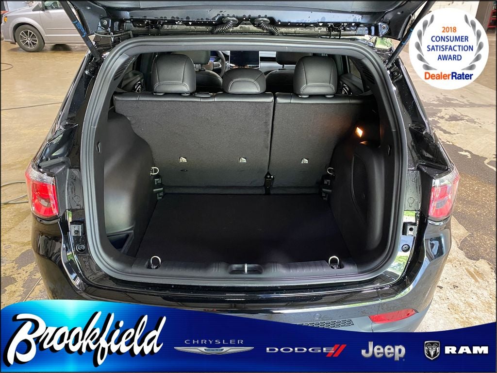 2025 Jeep Compass COMPASS LIMITED 4X4