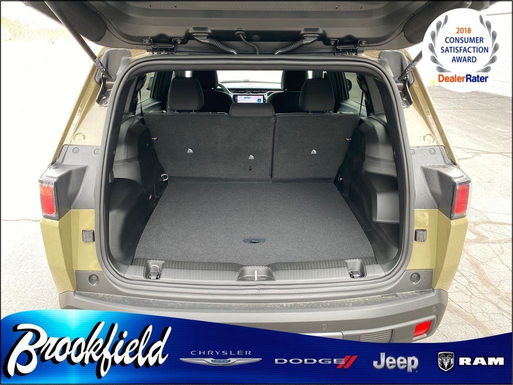 2026 Jeep Cherokee CHEROKEE LAREDO 4X4